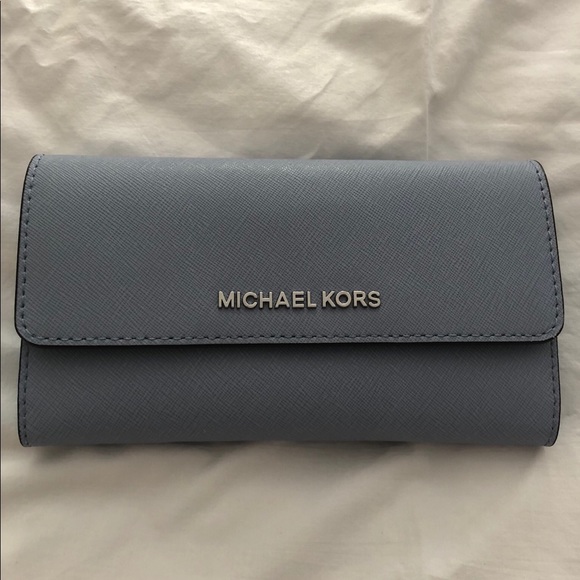 Michael Kors Wallet - Picture 1 of 4